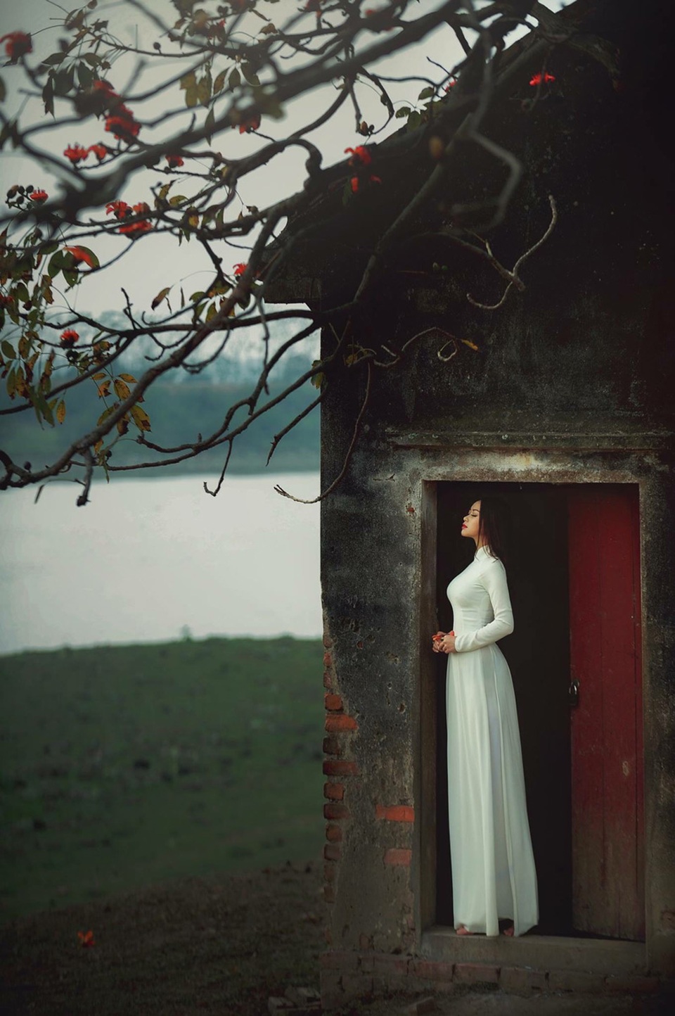 Á khôi ĐH Nội vụ đẹp như nàng thơ trong ánh nắng chiều - 1