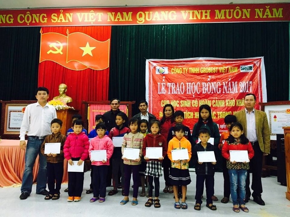 Trao 185 suất học bổng Grobest Việt Nam đến học sinh nghèo vượt khó Quảng Trị, Thừa Thiên Huế - 4 Trường tiểu học Phong Hải...