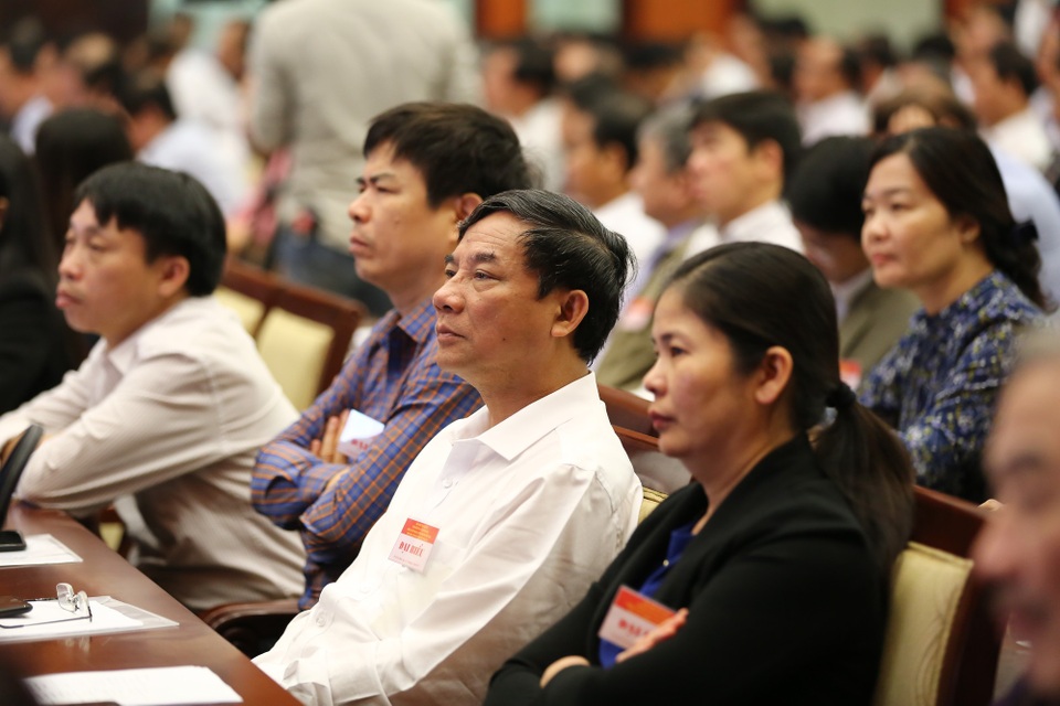 Người làm báo vi phạm pháp luật - Đừng để “con sâu làm rầu nồi canh”! - 2 Cơ quan báo chí đang gặp nhiều thách thức từ sự phát triển của mạng xã hội