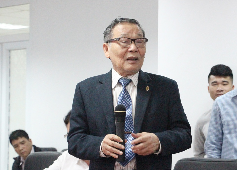 “Chúng ta có rất nhiều nhà trẻ nhưng lại không có nhà già” - 4
Nhà báo Nguyễn Lương Phán - Phó Tổng biên tập báo Dân trí - phát biểu tại cuộc giao lưu.