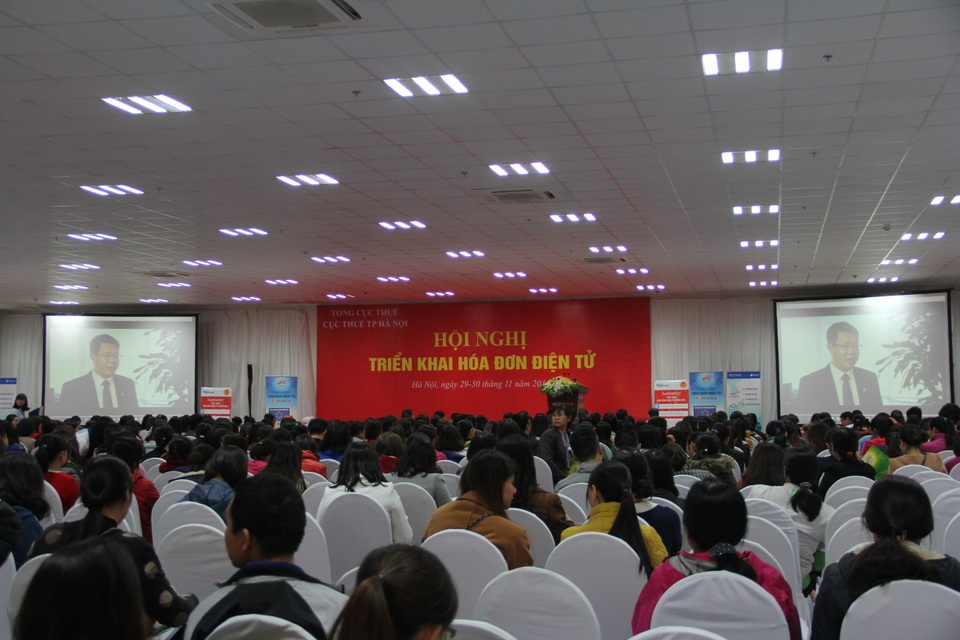 
Cục thuế Hà Nội triển khai giới thiệu Hóa đơn điện tử cho các doanh nghiệp trên địa bàn.
