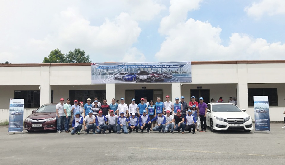 Honda Việt Nam khuyến khích các đại lý hướng dẫn lái xe an toàn cho khách hàng - 1
Honda Ô tô Phước Thành (Tp. HCM)