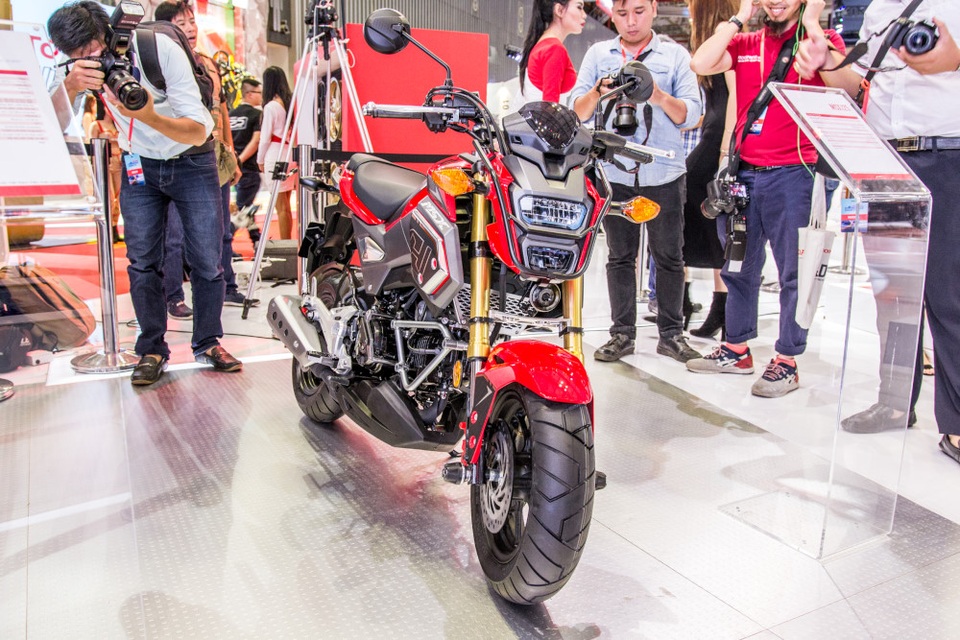 Honda MSX 125cc phiên bản mới bất ngờ ra mắt, giá giảm 10 triệu đồng - 1 Ngoại hình đậm chất chiến binh của Honda MSX 125cc phiên bản mới