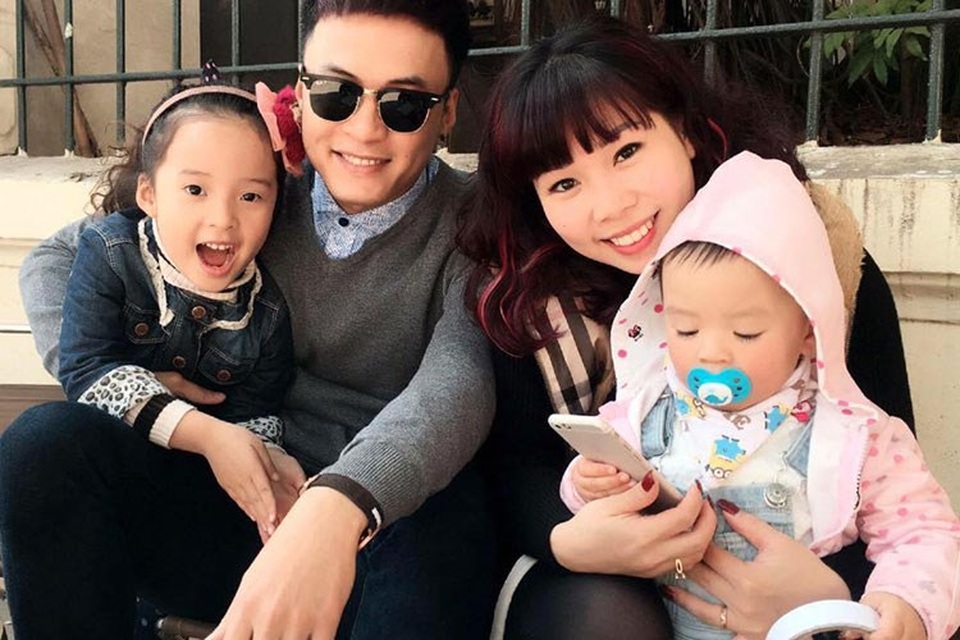 Hồng Đăng “Người phán xử” thú nhận những lần “đắc tội” với vợ - 3 Tổ ấm nhỏ của Hồng Đăng.