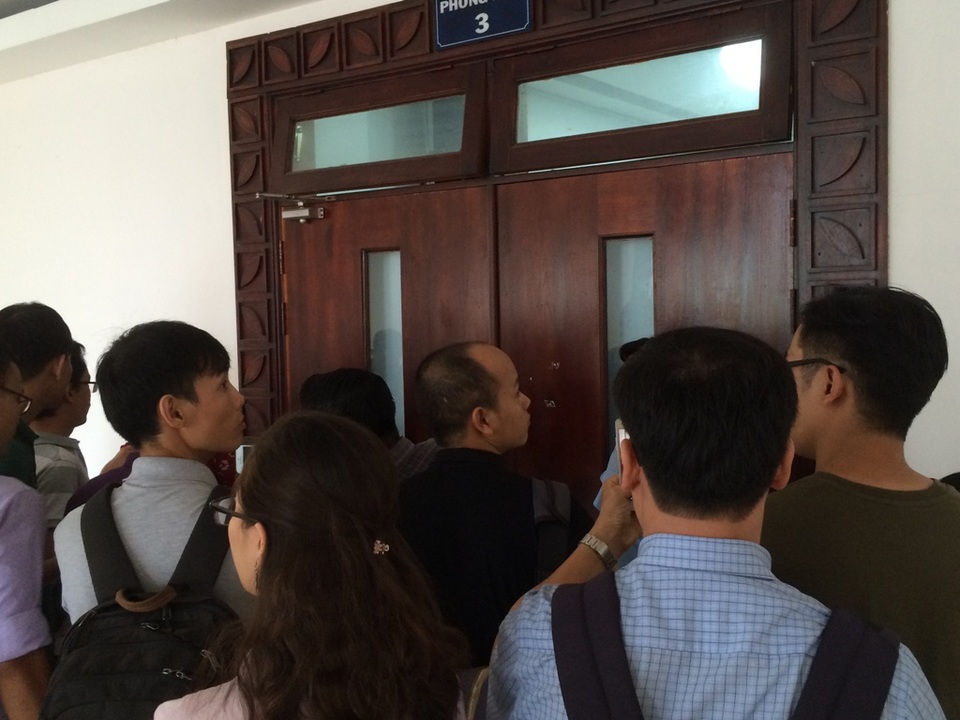 Vụ rò rỉ khí độc: Trạm sang chiết khí NH3 đảm bảo an toàn (!?) - 2 Các cơ quan báo chí không được dự họp báo