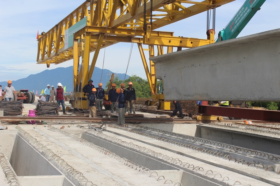 Lễ hợp long cầu sông Yên 