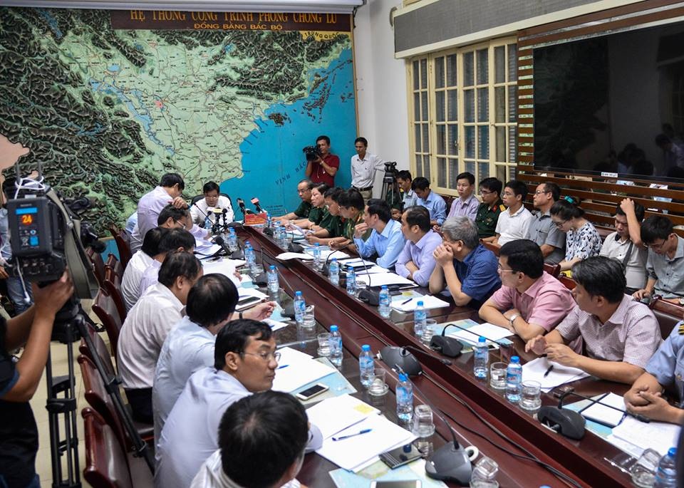 Bão số 11 được dự báo đổ bộ vào Thanh Hóa - Quảng Trị - 1 Quang cảnh cuộc họp.