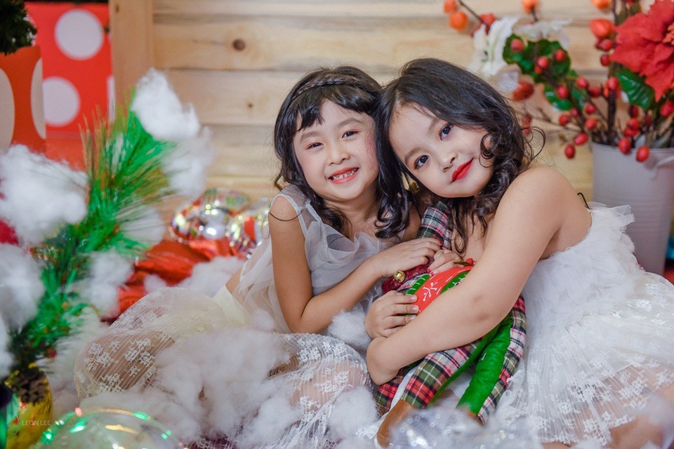 “Tan chảy” với bộ ảnh Giáng sinh của các "siêu mẫu nhí" - 17 “Tan chảy” với bộ ảnh Giáng sinh của các "siêu mẫu nhí" - 17