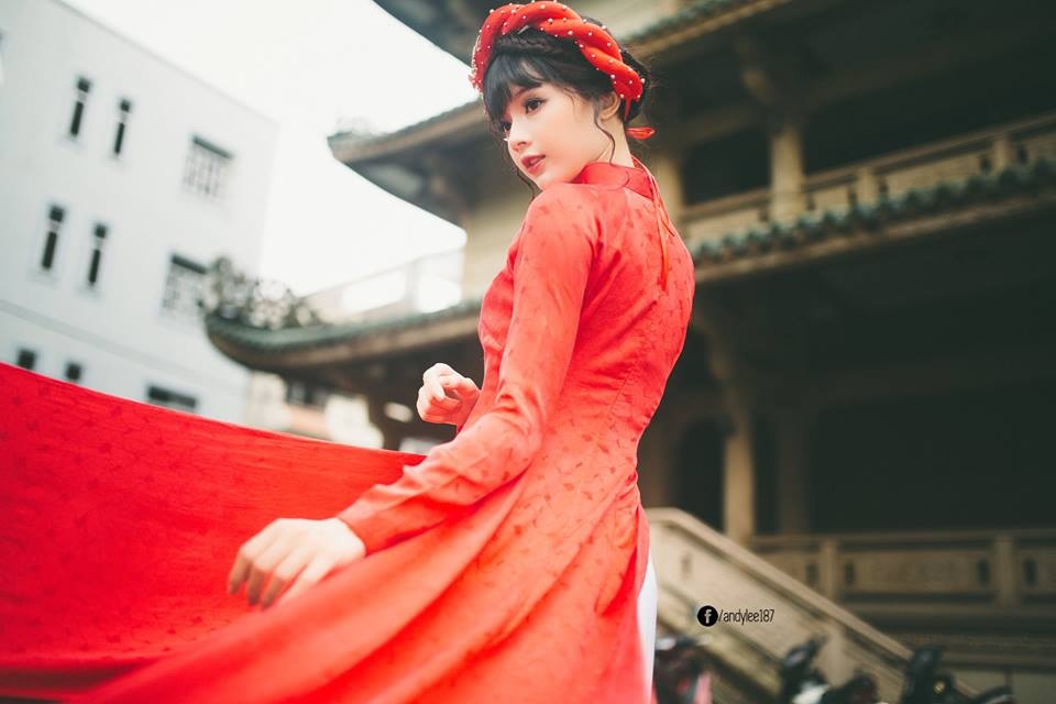 Hot girl 3 miền chúc Tết độc giả báo Dân trí - 4 Hot girl 3 miền chúc Tết độc giả báo Dân trí - 4