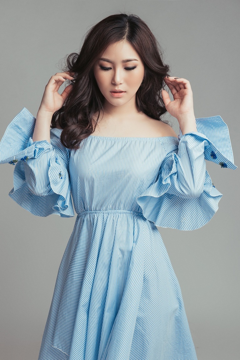 Hương Tràm: “Từng hoang mang đến mức mất thăng bằng” - 7 Hương Tràm: “Từng hoang mang đến mức mất thăng bằng” - 7