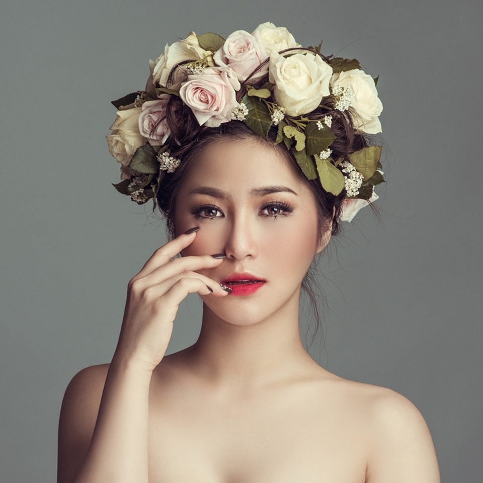 Hương Tràm: “Từng hoang mang đến mức mất thăng bằng” - 3 Hương Tràm: “Từng hoang mang đến mức mất thăng bằng” - 3