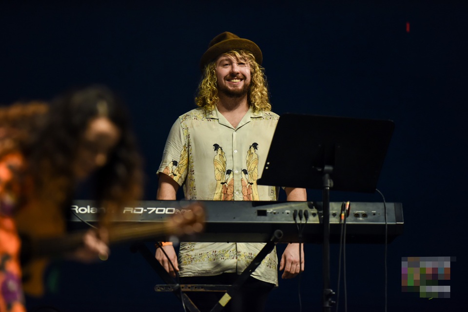 Đêm mở màn Monsoon Festival 2017 thu hút hàng ngàn khán giả - 8