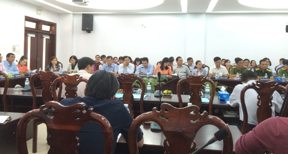 Khâu yếu nhất trong bộ máy hành chính là công tác phối hợp - 1 Lãnh đạo nhiều sở vắng mặt tại buổi làm việc với huyện Bình Chánh