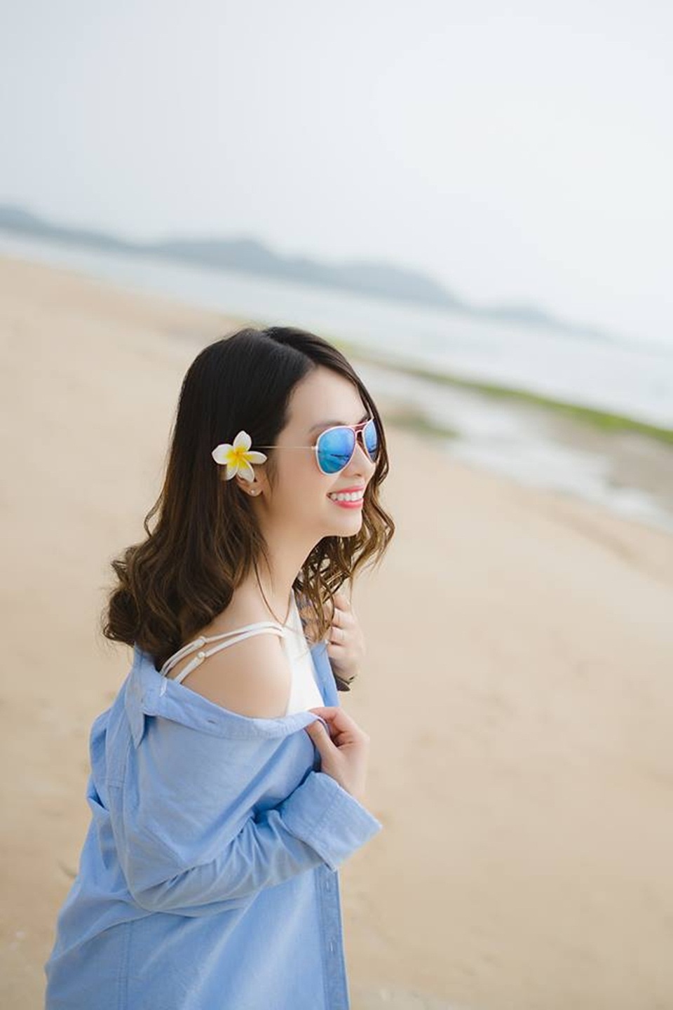 Ca sĩ Triệu Hoàng: “Tôi xa showbiz vì nhiều lần nhìn vợ khóc thầm” - 11