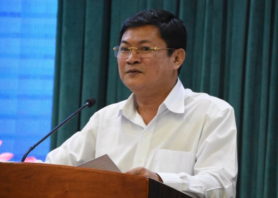 Đừng tuyển cán bộ theo kiểu “do thân quen”, “đi nhậu đều” - 1 Phó Chủ tịch UBND TPHCM Huỳnh Cách Mạng