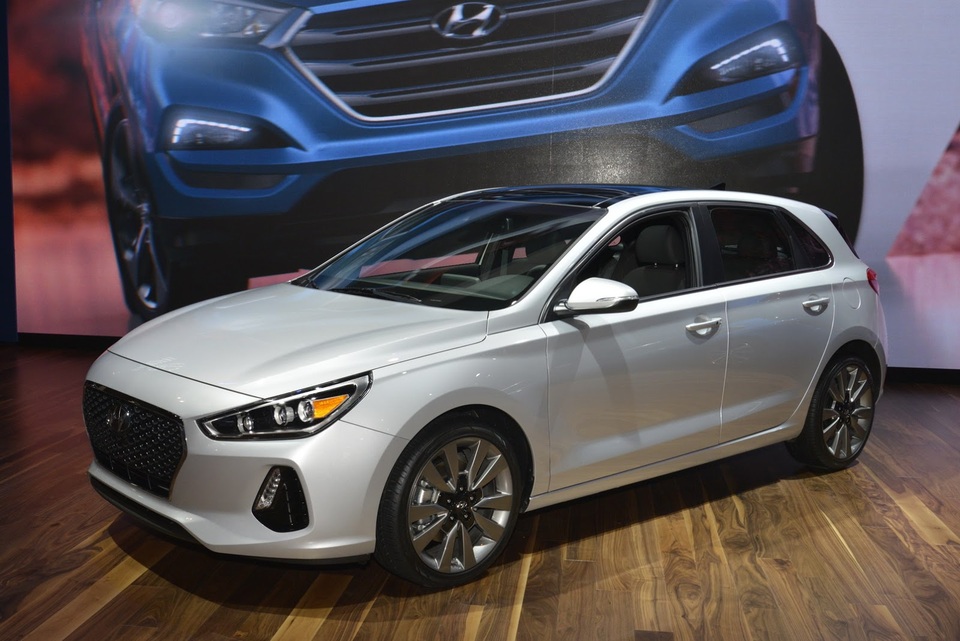Hyundai i30 giành giải thiết kế, ra mắt tại Mỹ với tên gọi Elantra GT - 3 Hyundai i30 giành giải thiết kế, ra mắt tại Mỹ với tên gọi Elantra GT - 3