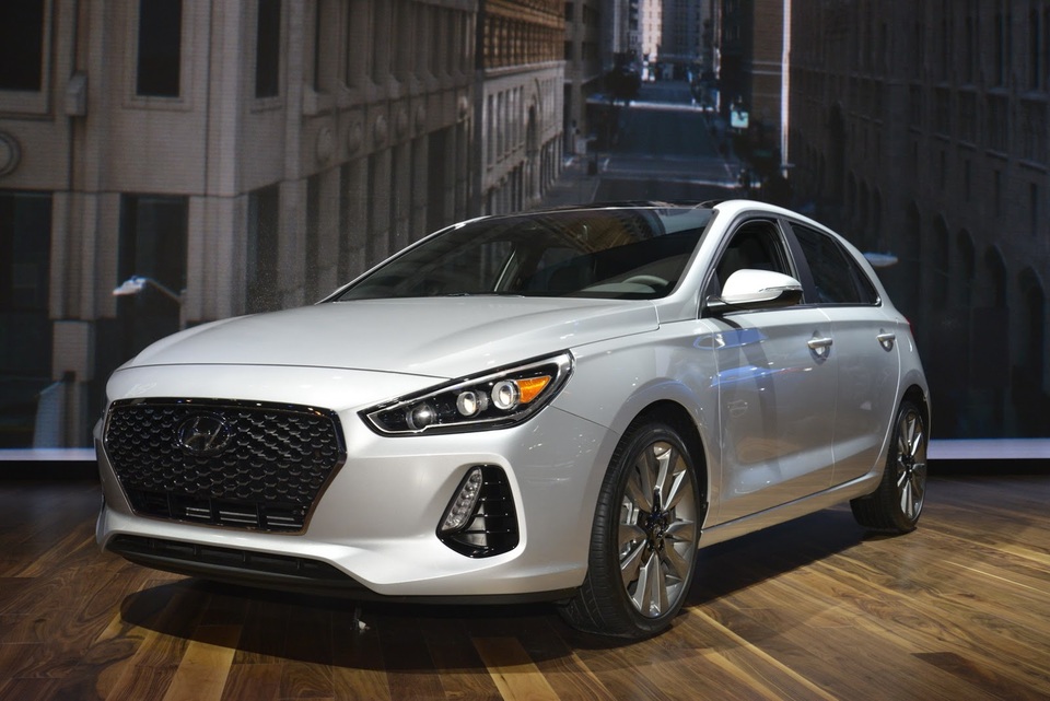 Hyundai i30 giành giải thiết kế, ra mắt tại Mỹ với tên gọi Elantra GT - 2 Hyundai i30 giành giải thiết kế, ra mắt tại Mỹ với tên gọi Elantra GT - 2