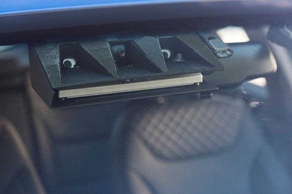 Hyundai tham gia cuộc chơi xe tự lái với mẫu Ioniq - 15 Hyundai tham gia cuộc chơi xe tự lái với mẫu Ioniq - 15