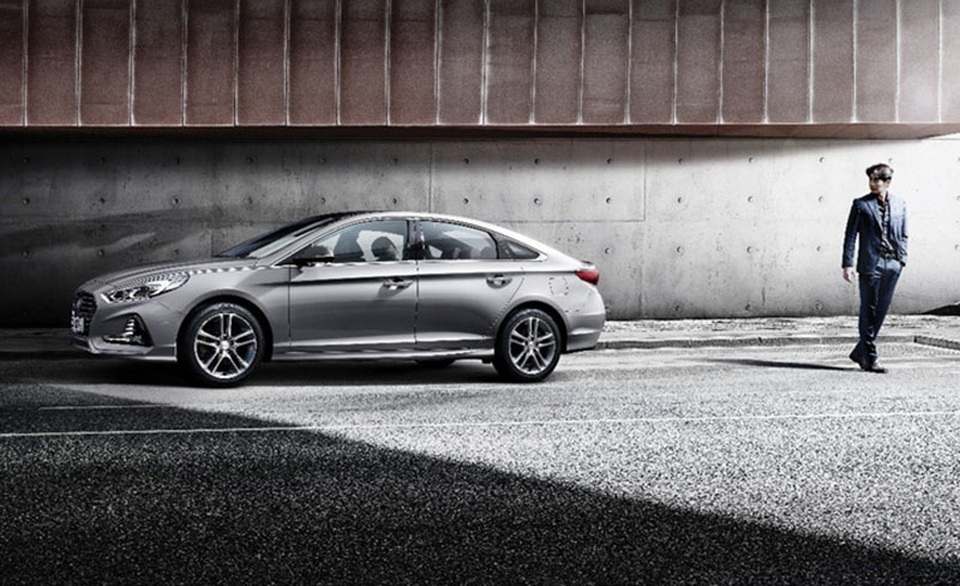 Hyundai Sonata phiên bản nâng cấp chính thức lộ diện - 7 Hyundai Sonata phiên bản nâng cấp chính thức lộ diện - 7