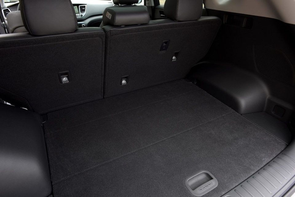 Hyundai Tucson có thêm phiên bản mới - 12