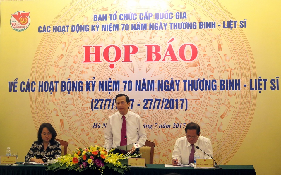 Công bố 18 hoạt động cấp Trung ương kỷ niệm 70 năm Ngày Thương binh liệt sĩ - 1
Bộ trưởng Bộ LĐ-TB&XH Đào Ngọc Dung phát biểu tại Họp báo công bố các hoạt động kỷ niệm 70 năm Ngày thương binh liệt sĩ.