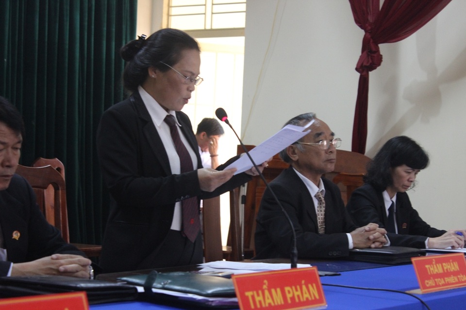 Tử hình kẻ giết 3 mạng người, phi tang xác - 4 Hội đồng xét xử tuyên mức án cao nhất là tử hình đối với bị cáo Huy