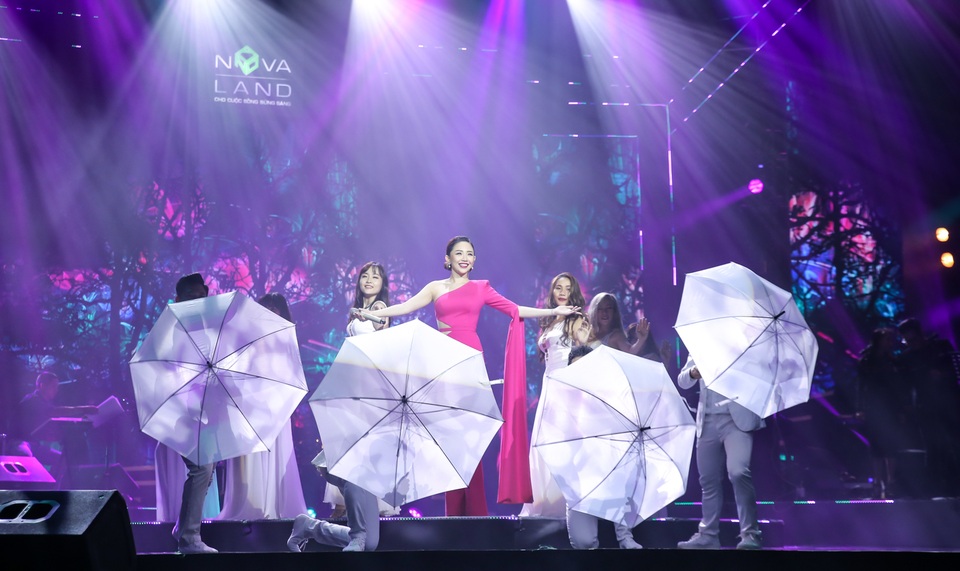 Novaland Concert 2017: lắng đọng và đẳng cấp - 3 Novaland Concert 2017: lắng đọng và đẳng cấp - 3