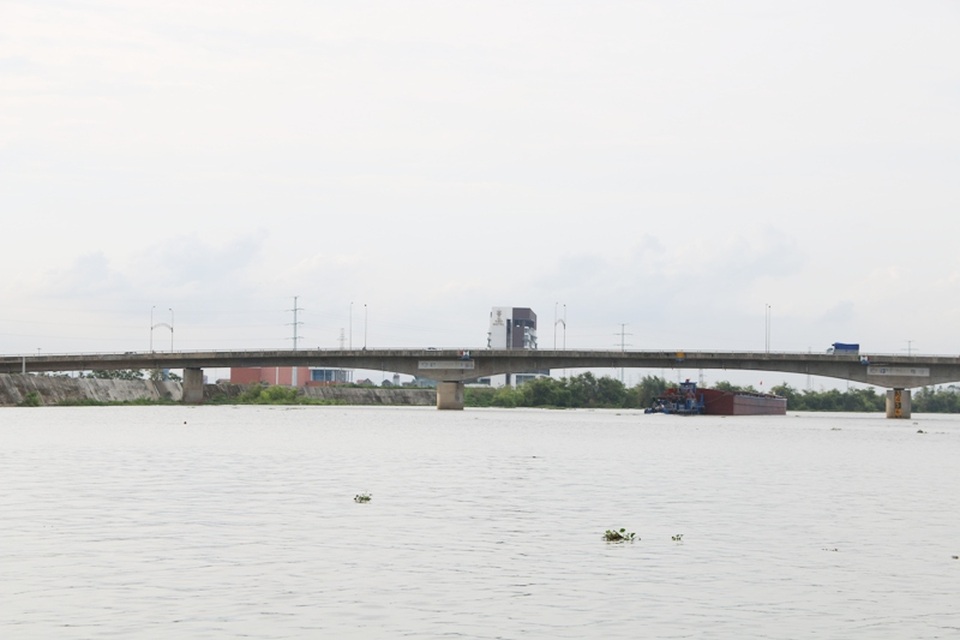 Thi thể nữ sinh lớp 9 trôi trên sông sau 3 ngày mất tích - 1 Khu vực cầu Non Nước nơi phát hiện thi thể em L