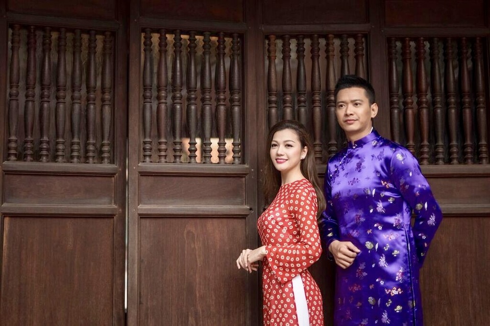 Hồ Đức Vĩnh: “Tết là mặc áo dài…” - 2
Hồ Đức Vĩnh điển trai bên hoa hậu phụ nữ người Việt quốc tế Thái Nhiên Phương