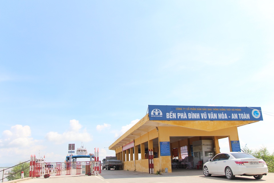 Bến phà Đình Vũ: Ngày mai không còn khách qua lại... - 1 Bến phà này sẽ chỉ còn là hoài niệm