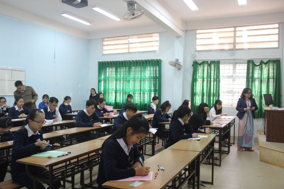 Lâm Đồng có 33 trường đạt tỷ lệ tốt nghiệp THPT 100%, trong đó nhiều trường DTNT và điểm trường vùng sâu, vùng xa đạt tỉ lệ tốt nghiệp cao.