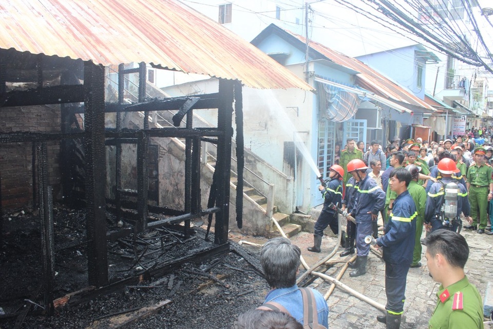 Ngon lửa đã thiêu rụi hoàn toàn căn nhà
