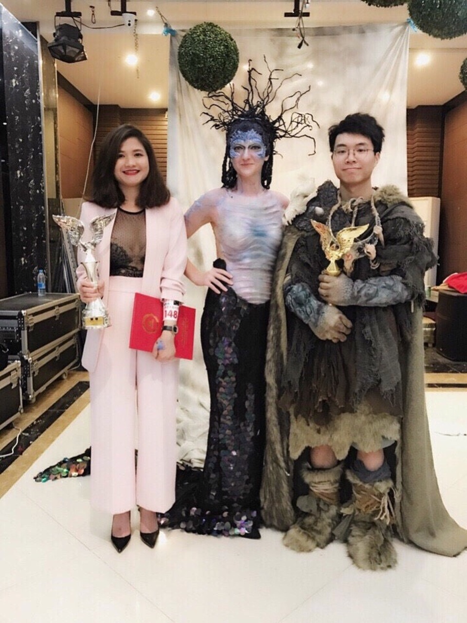 Đại diện Việt Nam đoạt giải nhì cuộc thi hoá trang tại Trung Quốc - 1 Thí sinh Đào Thị Thùy của Việt Nam đã giành giải nhì tại cuộc thi “Vẻ đẹp Châu Á – thế lực mới 2017”.