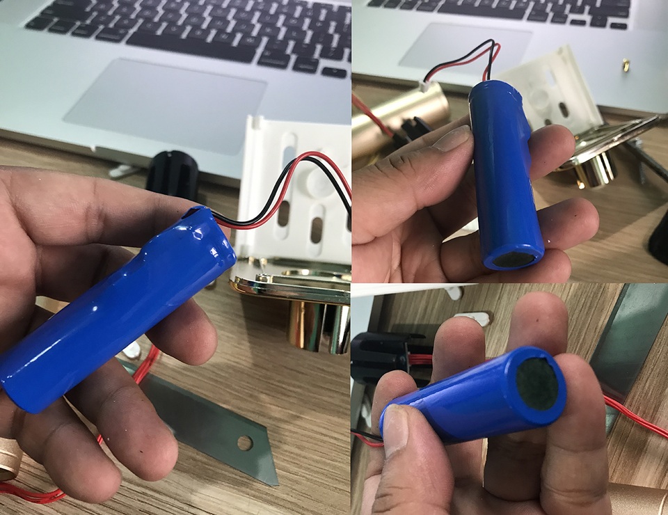 Tháo mở micro Karaoke chính hãng, bất ngờ với "nội thất" bên trong - 2 Viên pin bên trong micro karaoke