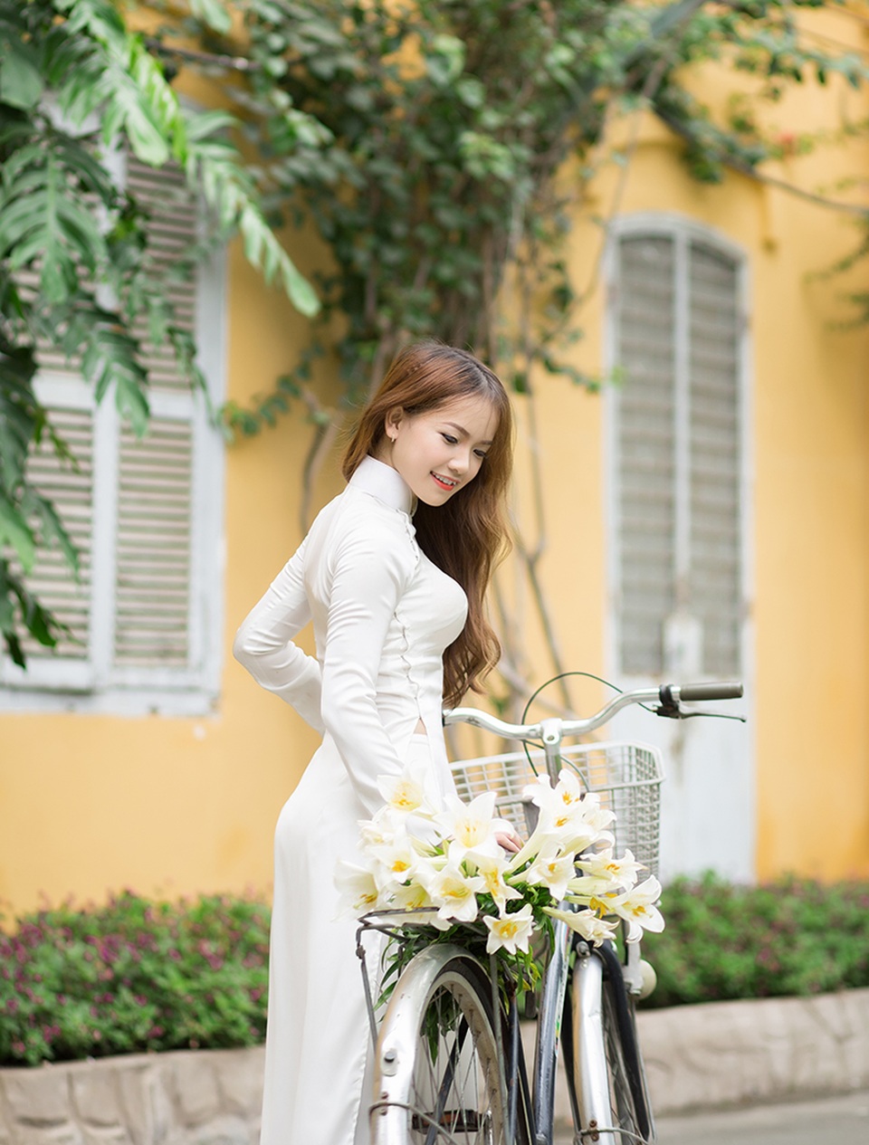 Nữ sinh Quảng Bình xinh xắn ước mơ làm cô giáo - 7
Bên cạnh đó, Thương còn tham gia các chương trình thiện nguyện. “Vì em nghĩ cứ cống hiến hết mình với tuổi trẻ nơi đây vì biết đâu ở quê hương mình sẽ có người giúp mình làm những như vậy”, Thương chia sẻ.