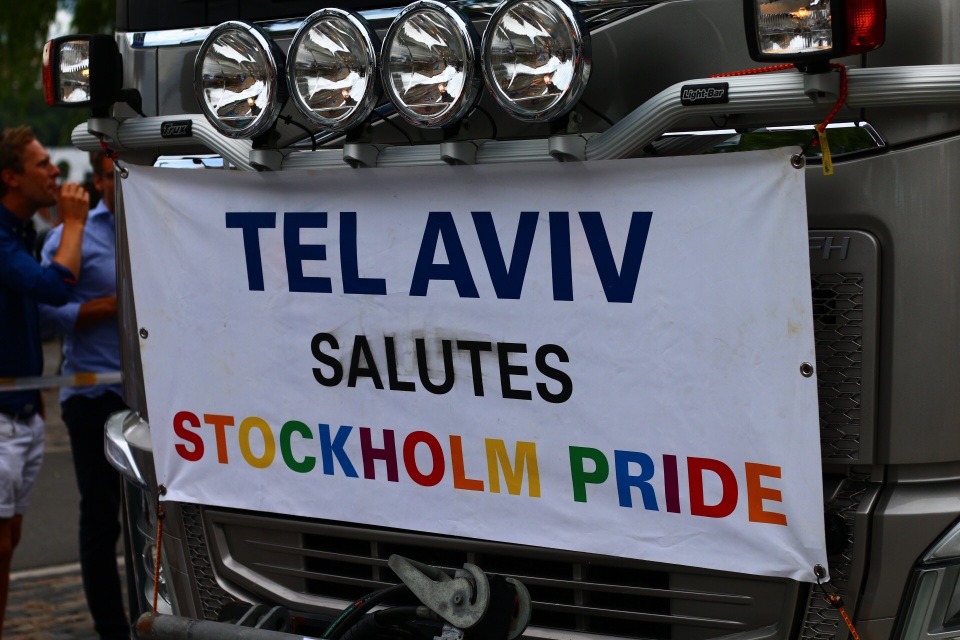 Diễu hành ủng hộ bình đẳng giới "đốt nóng" Stockholm - 8
Đoàn của Israel tham gia Stockholm Pride 2017.