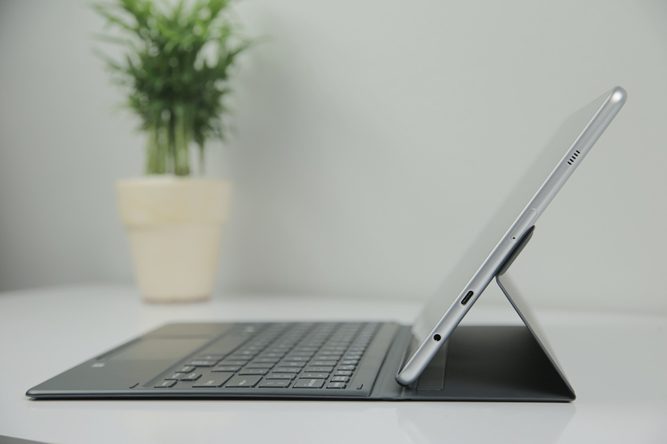Đánh giá máy tính bảng "2 trong 1" Samsung Galaxy Book - 7 Đánh giá máy tính bảng "2 trong 1" Samsung Galaxy Book - 7