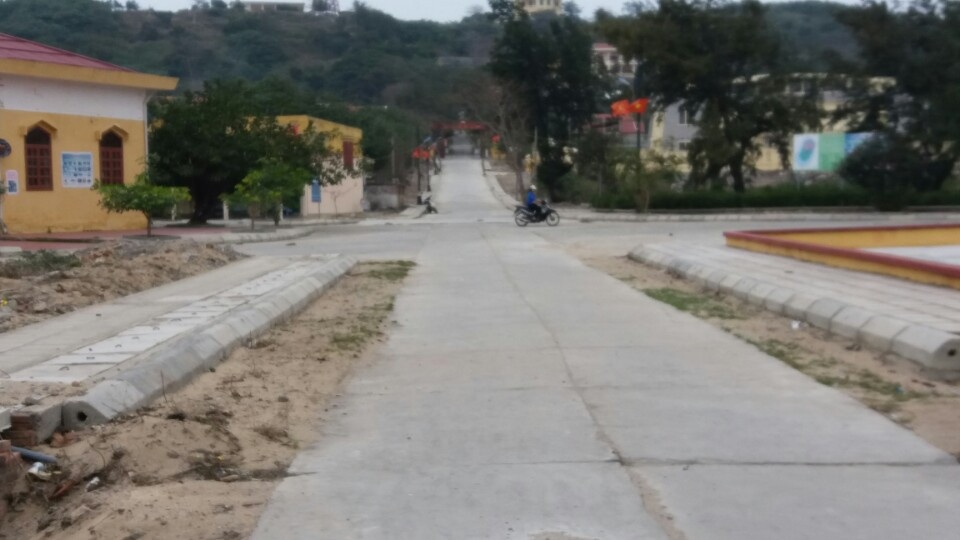 Chuyện những nữ thanh niên xung phong đầu tiên đặt chân lên đảo tiền tiêu - 3
Đường sá trên đảo giờ đã được bê tông hóa hoàn toàn