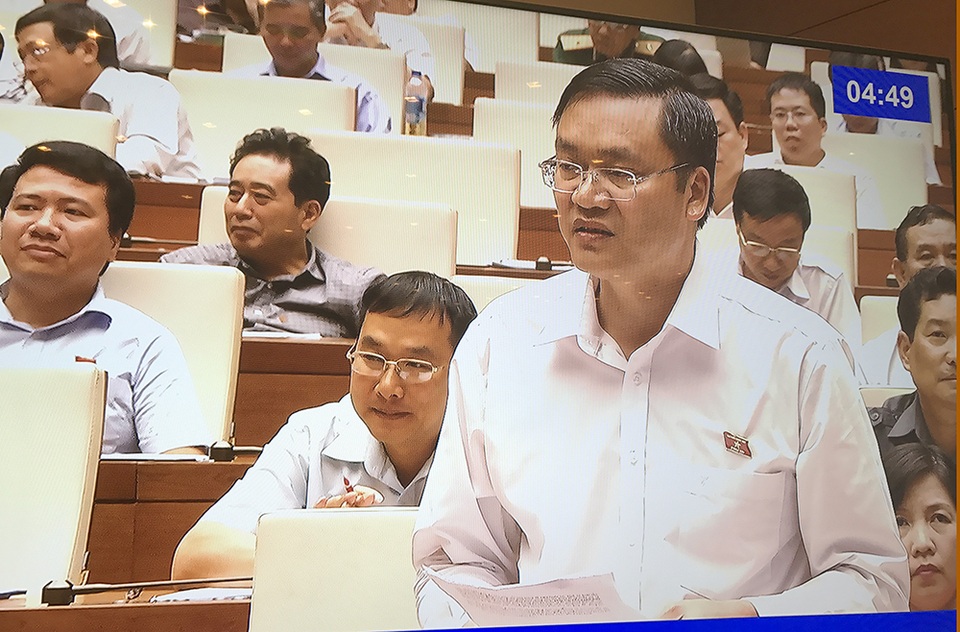 “Bổ nhiệm đúng quy trình nhưng vẫn lọt cán bộ nhiều sai phạm” - 2 Ông Quảng Văn Hương nêu lý do đại biểu ngại phát biểu tại hội trường