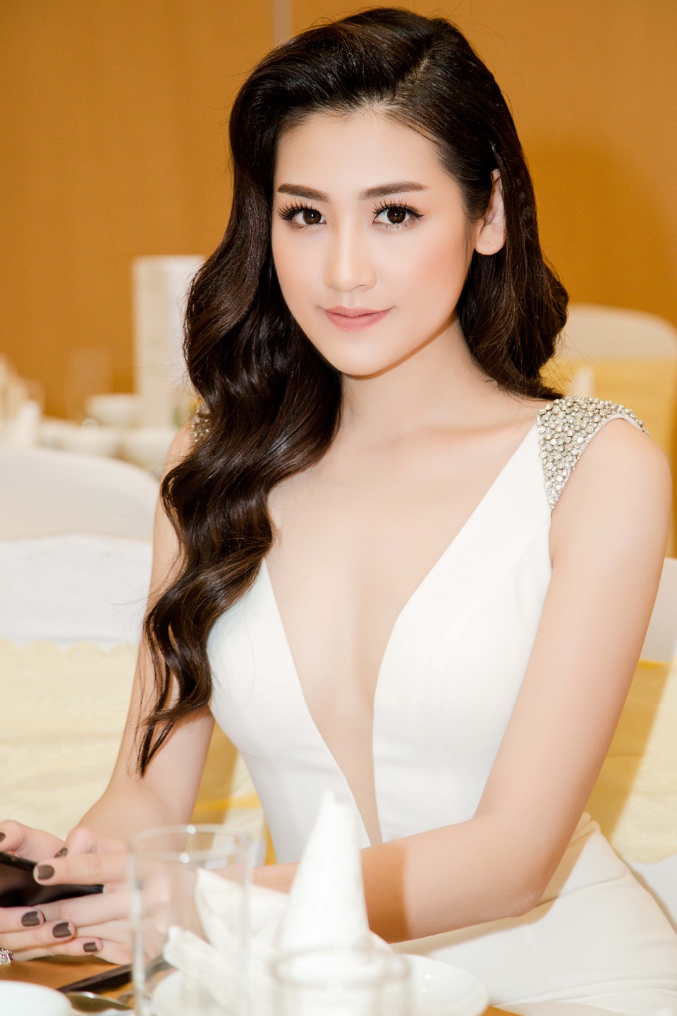 Cận cảnh gương mặt của Tú Anh sau khi bị tai nạn, không ai phát hiện ra dấu vết của những mũi khâu.