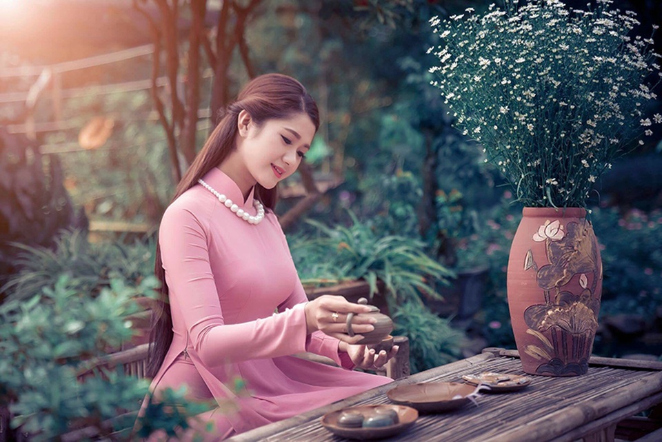 Thiếu nữ Việt "sinh ra để mặc áo dài" - 12 Thiếu nữ Việt "sinh ra để mặc áo dài" - 12