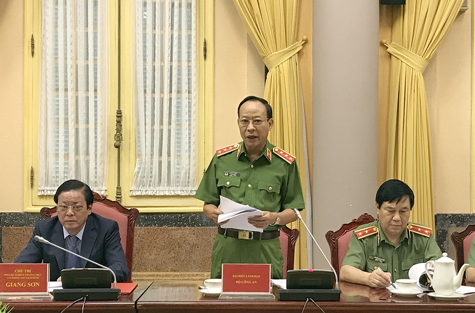Bí thư, Chủ tịch tỉnh không có chế độ cảnh vệ - 1 Theo Thượng tướng Lê Quý Vương - Thứ trưởng Bộ Công an Luật Cảnh vệ không bổ sung đối tượng cảnh vệ mà cơ bản kế thừa Pháp lệnh Cảnh vệ năm 2005