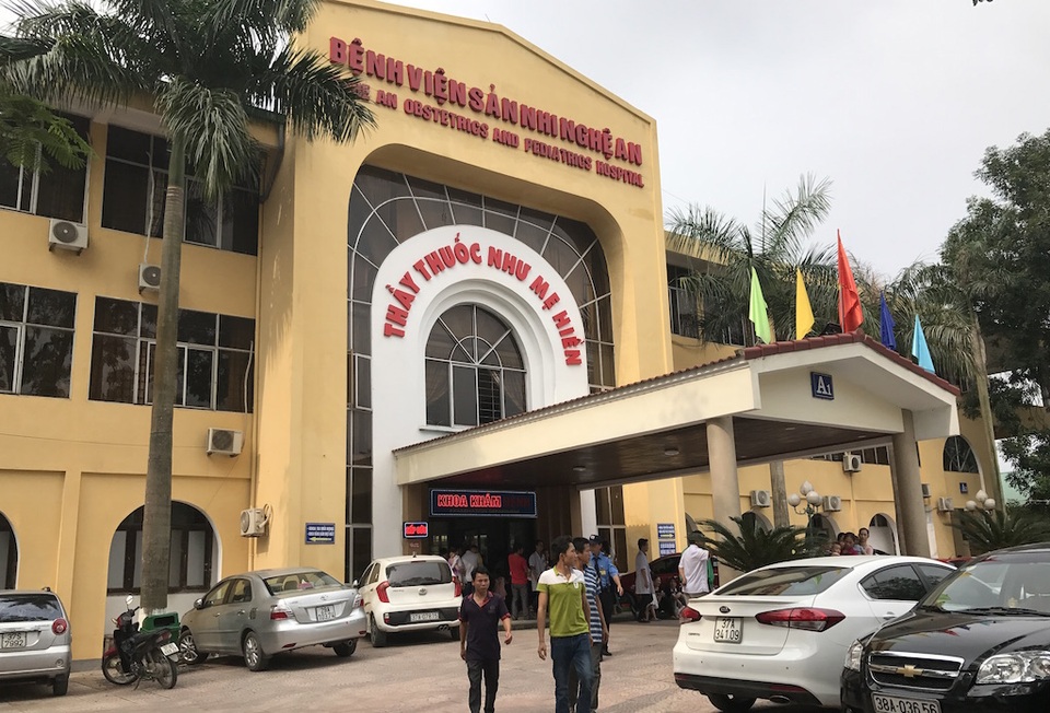 
BV Sản Nhi Nghệ An - nơi cháu bé 8 tuổi đến từ Hà Tĩnh chết đột ngột khiến người nhà bức xúc.
