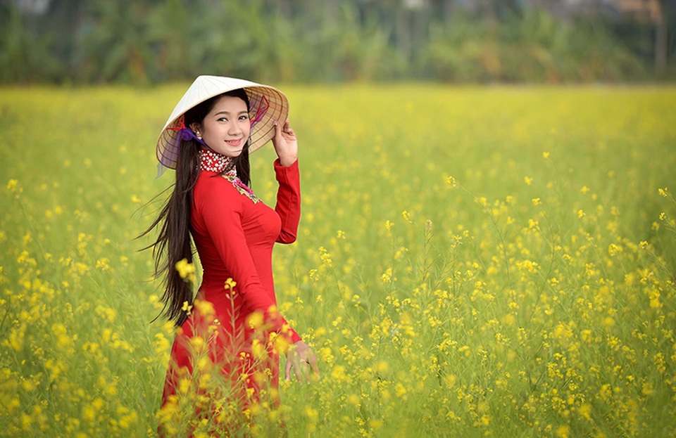 Thiếu nữ Việt "sinh ra để mặc áo dài" - 16 Thiếu nữ Việt "sinh ra để mặc áo dài" - 16
