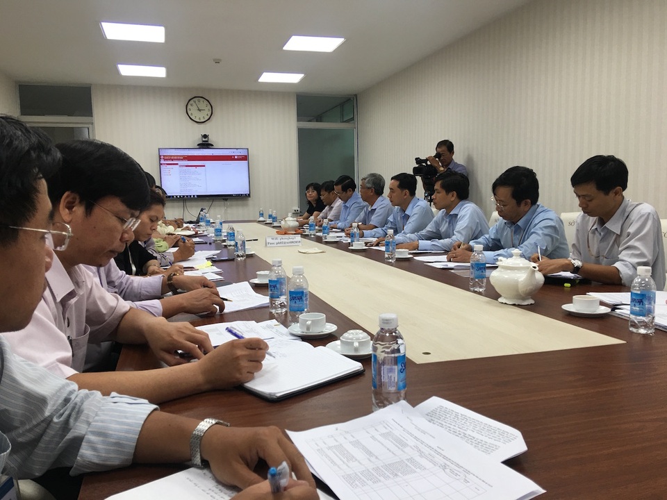 
Tổ công tác của Chủ tịch UBND TPHCM làm việc tại Sở Công Thương
