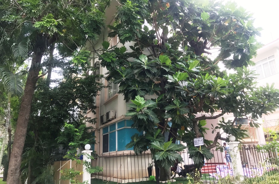 “Đột nhập” xưởng chế ma túy lớn nhất nước - 3 Căn biệt thự sang trọng ở KĐT bậc nhất TPHCM, đây là 1 trong những nơi được Hiếu và đồng phạm thuê để làm xưởng sản xuất ma túy.
