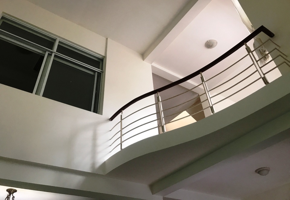 “Đột nhập” xưởng chế ma túy lớn nhất nước - 9 Căn biệt thự rộng hàng trăm mét vuông có giá thuê gần 3 ngàn USD/tháng...