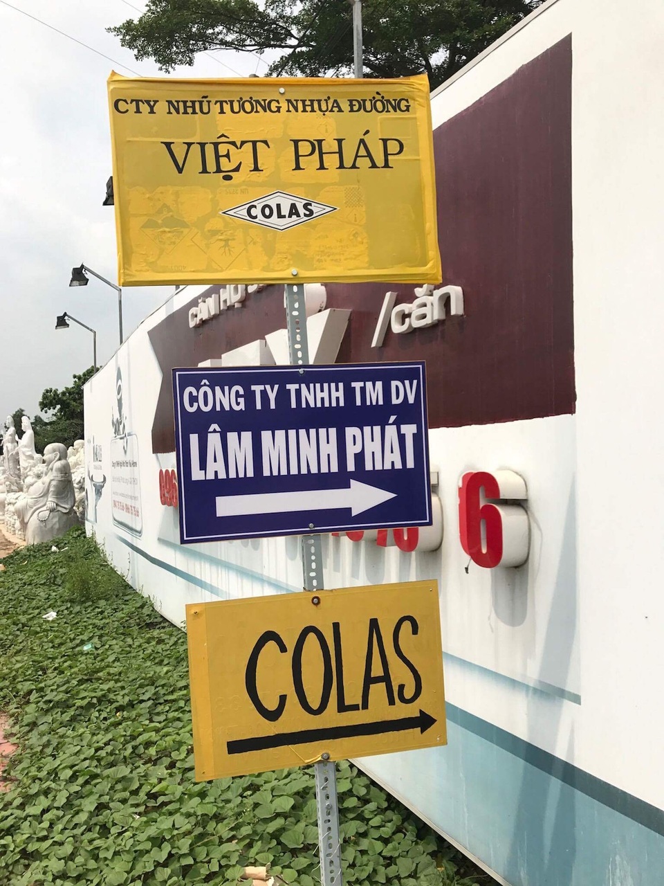 Doanh nghiệp tự ý "cắt" đất công giao cho cán bộ, công chức - 2 Nguyên nhân của việc chảy máu đất công chính là công tác quản lý còn khá lỏng lẻo