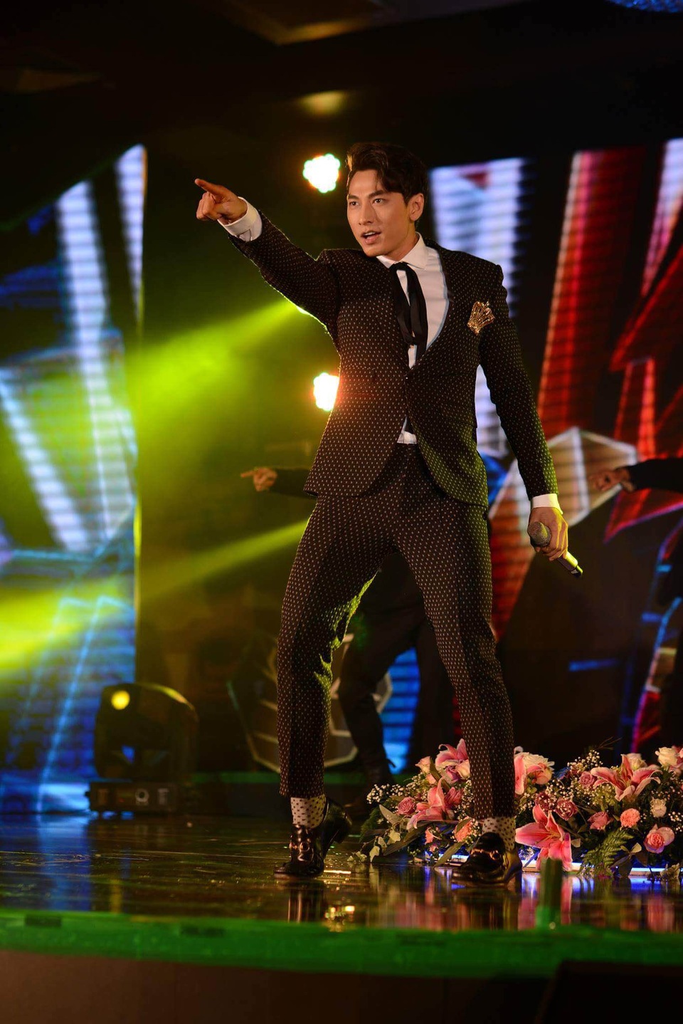 Mỹ phẩm Linh Hương chi mạnh tay tri ân hệ thống - 4 Mỹ phẩm Linh Hương chi mạnh tay tri ân hệ thống - 4