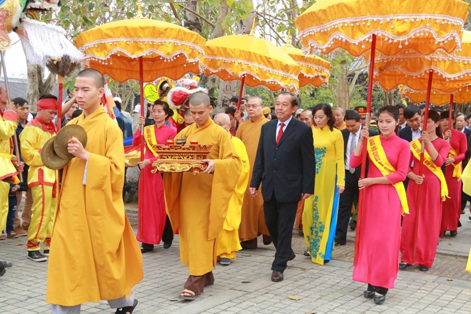 Khai hội xuân tại ngôi chùa lớn nhất Việt Nam - 3 Lễ rước truyền thống trong ngày khai hội chùa Bái Đính.